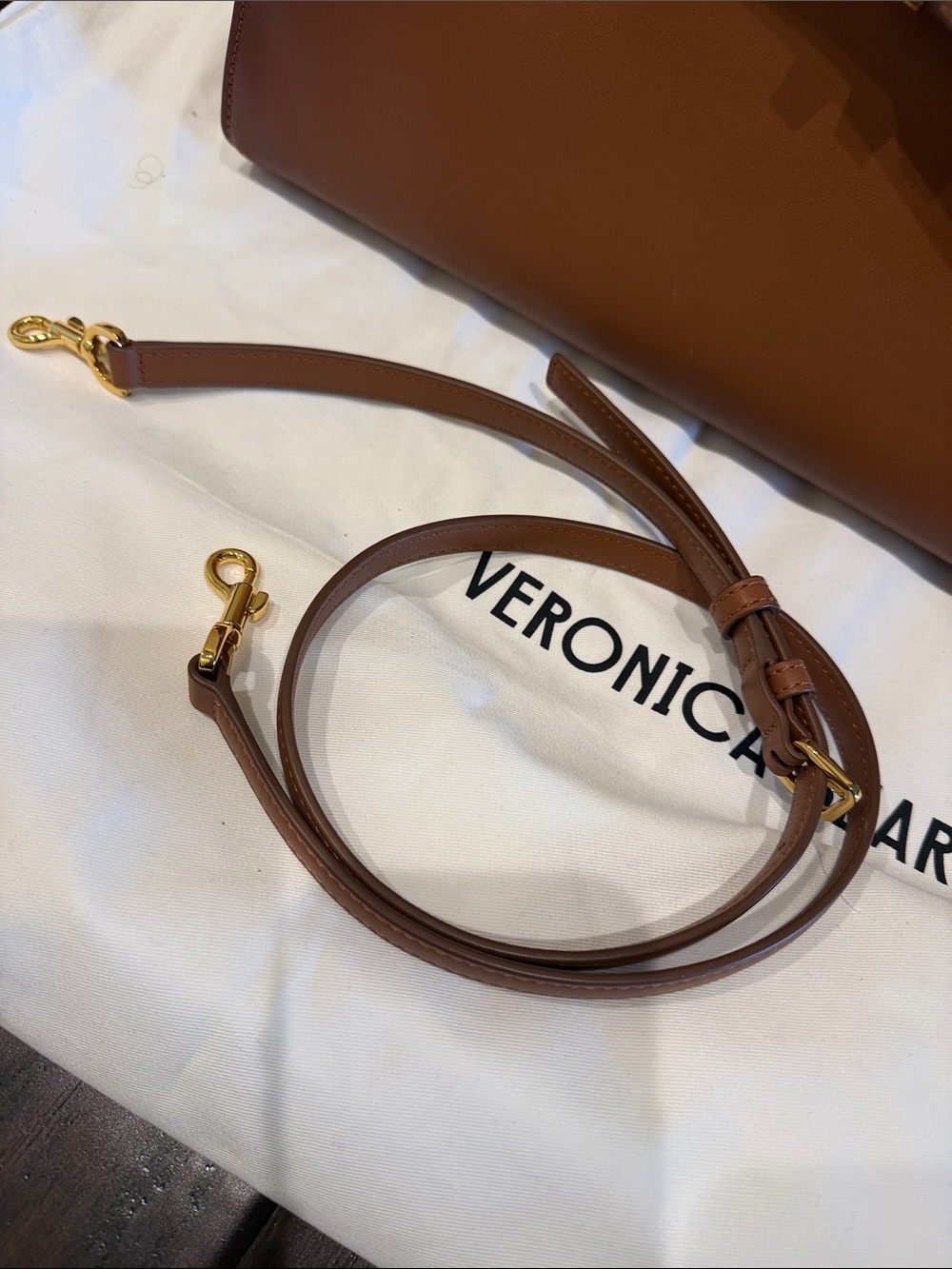 Veronica Beard large dash bag in hazelwood with crossbody strap and care bag - Picture 3 of 13